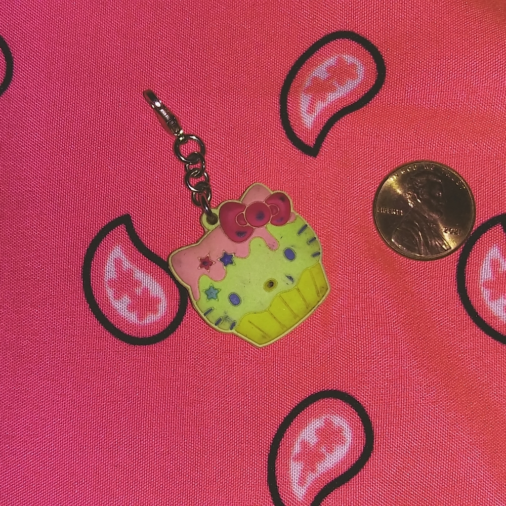 ❤Hello Kitty📱1-Charm - Picture 1 of 3